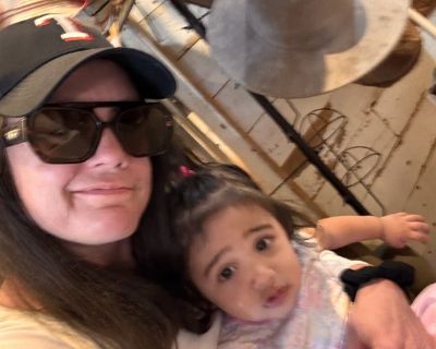 Female Seeking Room in Dallas