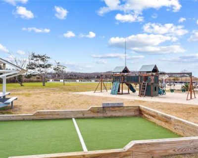 6 Bedroom 3BA 2700 ft Apartment For Rent in Springs, NY