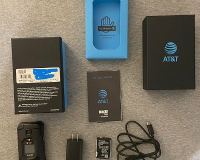 Brand New Flip-Phone AT&T Kyocera DuraXE Epic E4830