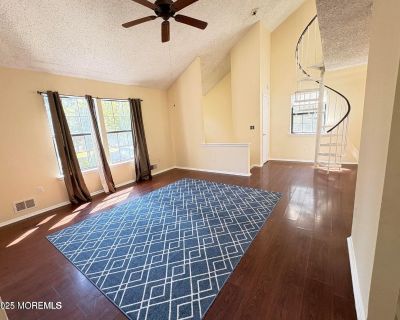 2 Bedroom 1BA 1219 ft House For Rent in Jackson, NJ