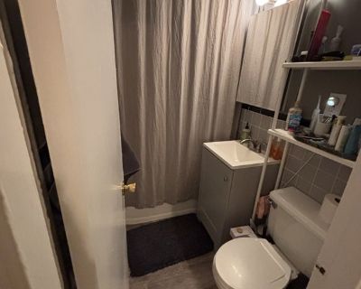 Total rooms: 2. Deposit: $1,000.00 * Utilities included?: Yes. No preference. Non-smoking. Not for couples. Furnishings: Furnished * Disabled access: * Living room: No * Broadband included: Yes. Availability Available Jan 01 2026 Minimum term None Maximum term 6 months Short rentals considered. Large bedroom furnished (king size bed & dresser). Has a small closet. The apartment is on the second...