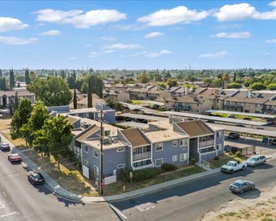 17648 ft Commercial Property For Sale in Manteca, CA