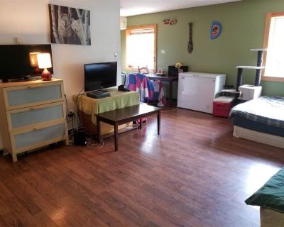 2 38171 WESTWAY AVENUE