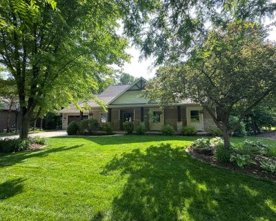 5 Bedroom 3BA 3842 ft Single Family House For Sale in Neenah, WI