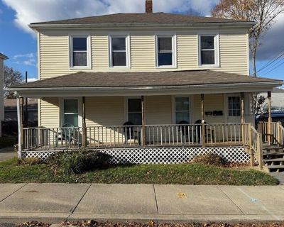 1 Hamilton St Unit 2. Available December 1st - 2 bed/ 1 bath second floor apartment. Conveniently located in North Plymouth. Located off Rt 3A, close to access to shopping, restaurants, parks, and highways. On and off-street parking. Common laundry available in the building.. 2 Bedroom. 1 Bathroom. 750 ft