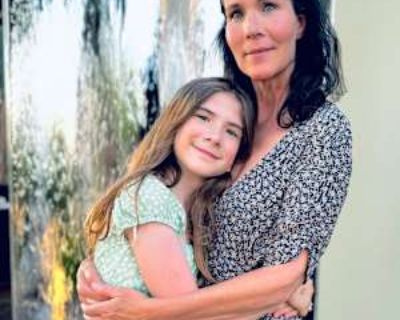 Non-smoker * Interested in teaming-up. Budget: $1,850 per month. Ready to move: April 1. Seeking a 12 months stay. Looking for myself. Myself 53 - work elderly nurse My daughter 13 School year not home till 4pm Summer we go to our house in Oregon My folks live close and family