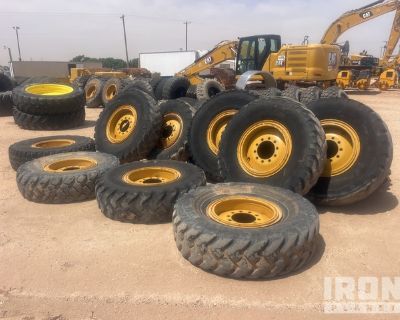 Quantity of (20) 14x24 Tires - Fits Cat 140H