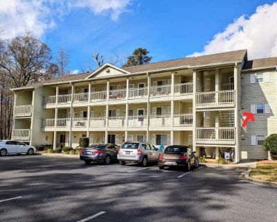 1460 Blue Tree Court. image_url. In unit laundry Patio / balcony Dishwasher Dogs allowed Parking Pool Unit Amenities air conditioning dishwasher furnished in unit laundry microwave patio / balcony refrigerator Property Amenities dogs allowed pet friendly parking pool internet access. Pets allowed. 2 Bedroom. 2 Bathroom. 950 ft . Furnished