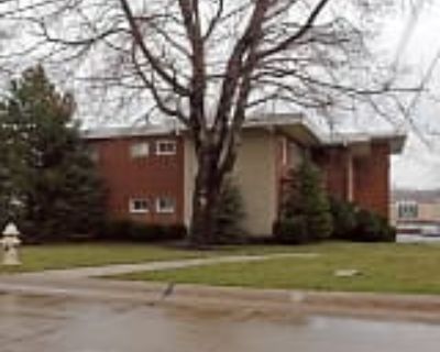 3 Bedroom 1BA 844 ft² Apartment For Rent in Fairlawn, OH 2581 Chamberlain Rd unit 12