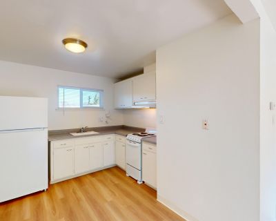2 Bedroom 1BA Pet-Friendly Apartment For Rent in San Rafael, CA