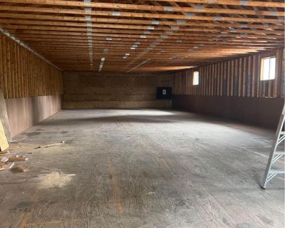 2250 ft Commercial Property For Rent in Marshalls Creek, PA