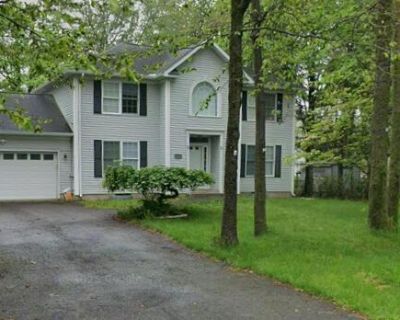4 Bedroom 3BA 1866 ft Apartment For Rent in Tobyhanna, PA