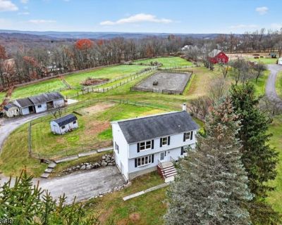 4 Bedroom 3BA 2480 ft Single Family Home For Sale in WANTAGE TWP., NJ