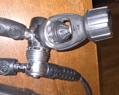 Scubapro MK25 w S600 and gauge $300