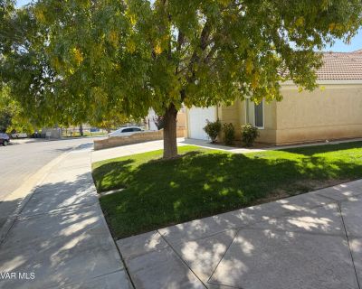 3 Bedroom 2BA 1479 ft Apartment For Rent in Lancaster, CA