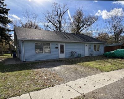 4 Bedroom 2BA 1824 ft Duplex For Sale in ASHTABULA, OH