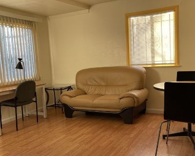 1 bed 1 bath cottage vacation rental in Berkeley, CA