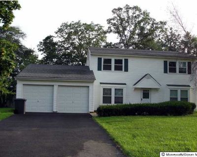4 Bedroom 2BA 2002 ft House For Rent in Toms River, NJ