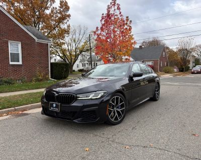 2022 BMW 5 Series M550i xDrive Sedan 4D