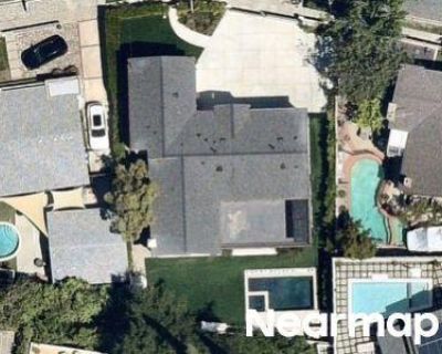 5 Bed 6.0 Bath Foreclosure Property in Encino, CA 91436 - Dickens St