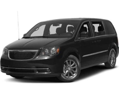 Used 2015 Chrysler Town &amp; Country S