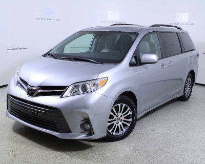 Used 2020 Toyota Sienna XLE Auto Access Seat