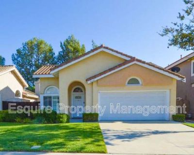 3 Bedroom 2BA 1416 ft Pet-Friendly Apartment For Rent in Camarillo, CA