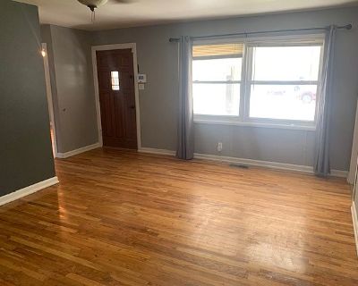 2 Bedroom 1BA 810 ft Pet-Friendly Single Family Home For Rent in Casper, WY