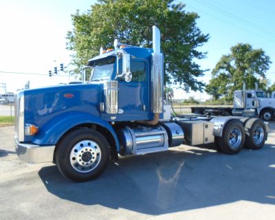 Used 2013 PETERBILT 365 Day Cab Trucks in Kansas City, KS