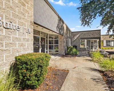 8299 ft Commercial Property For Rent in Old Lyme, CT