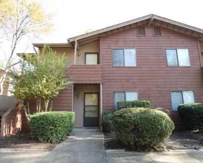 Exclusively Offered by Muse Realty, LLC. This diverse far-south Charlotte suburb has beautiful gardens, great museums and easy commuter access. Patio / balcony Dishwasher Microwave Range Refrigerator Unit Amenities dishwasher microwave patio / balcony range refrigerator. 2 Bedroom. 1 Bathroom. 0 ft