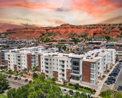 Kaila (Has an Apartment). Room in the 1 Bedroom 1BA Apartment For Rent in St. George, UT
