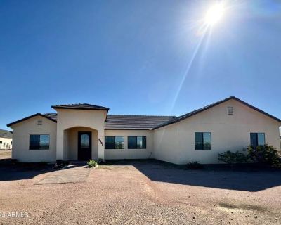 3 Bedroom 2BA 2063 ft Apartment For Rent in Pinal County, AZ