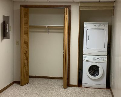 0 Bedroom 1BA 450 ft Apartment For Rent in Lansing, IA