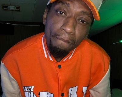 I work full-time, no kids,,DO NOT PARTY,41 years old and also single..