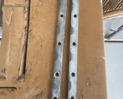 Popout hinge bars (1 pair)