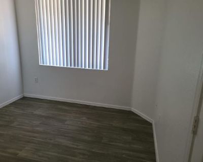 Alfredo R (Has an Apartment) on iROOMit. Room in the 2 Bedroom 2BA Pet-Friendly...