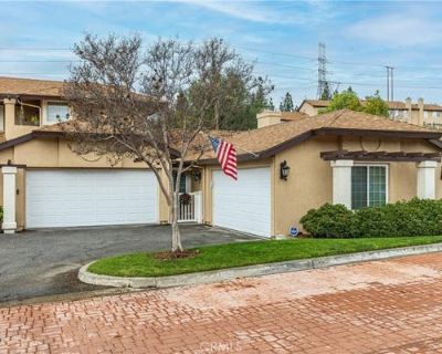3 Bedroom 2BA 1040 ft Townhouse For Sale in SAUGUS, CA