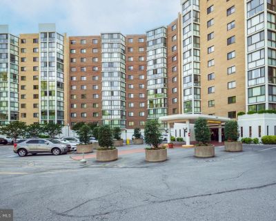 3 Bedroom 2BA 1530 ft Condo For Sale in Silver Spring, MD