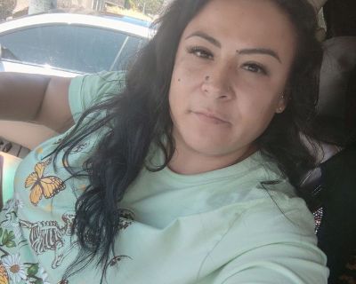 Arizay - Needs a Place on iROOMit or a Room