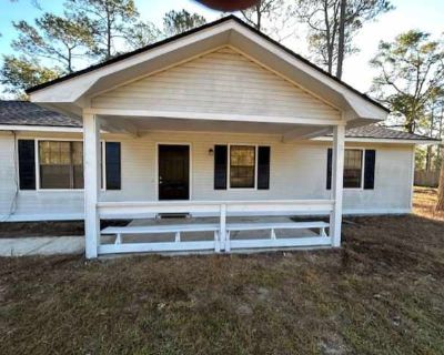 3 Bedroom 2BA 1252 ft Pet-Friendly Apartment For Rent in Lowndes County, GA