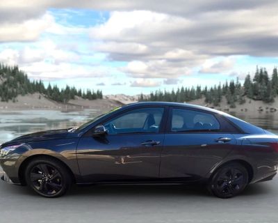 2023 Hyundai Elantra SEL Sedan 4D