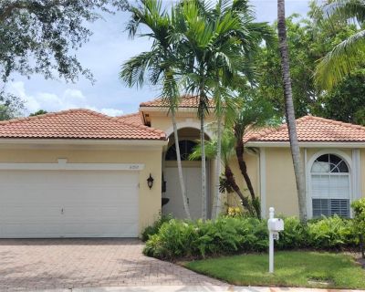 3 Bedroom 2BA 1892 ft House For Rent in West Palm Beach, FL