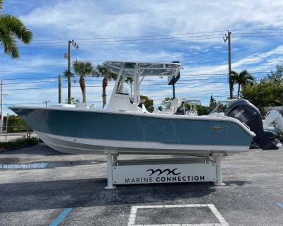 2024 Sea Hunt Ultra 229