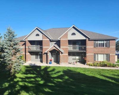 2 Bedroom 1BA 1027 ft Condominium For Sale in MUSKEGO, WI