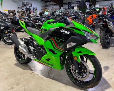 2023 Kawasaki Ninja 400 ABS KRT Edition Sport La Marque, TX