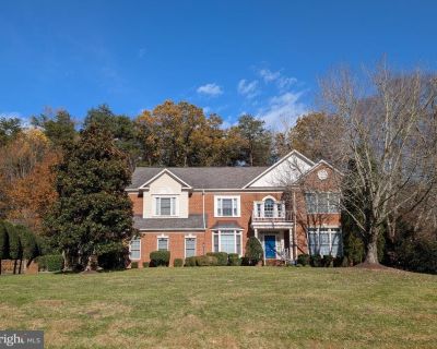 6441 Lake Meadow Drive. Property for Rent in Burke, VA for $5,300 with 5 bedrooms and 5 full baths, 1 half bath. This 5,048 square foot property was built in 1994 on a lot size of 0.74.. Beautiful and spacious brick-front colonial with an expansive front yard located in the highly desirable Edgewater Community of Burke. Upon entering the home, you will be greeted with a beautiful two-story foye...
