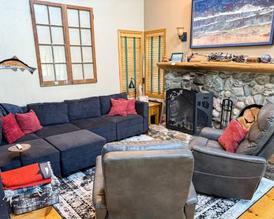 3 Bedroom 2BA Pet-Friendly House Vacation Rental in The Tyee Beach Blue Heron, Camano...