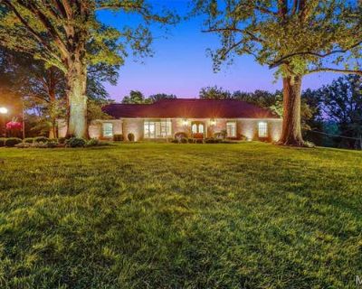 3 Bedroom 3BA 3539 ft Single Family Home For Sale in DES PERES, MO