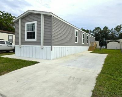 3 Bedroom 2BA 1056 ft Mobile Home For Rent in Orlando, FL